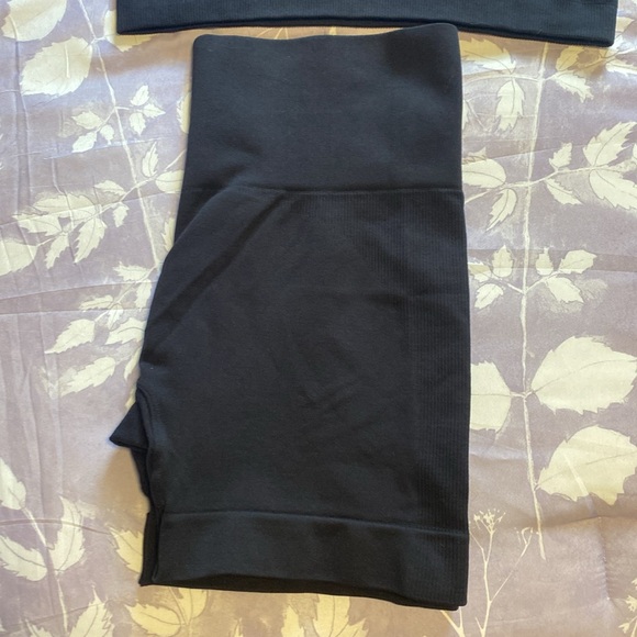 SET ACTIVE SCULPTFLEX® RIBBED Two Piece Set - Picture 6 of 7